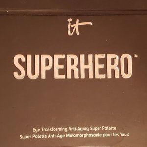 It Cosmetics Superhero Palette